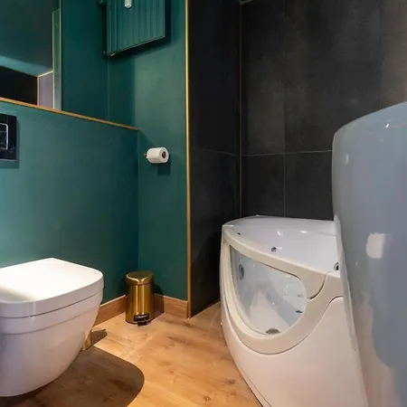 Le Beaulieu ~ ~ Balneo ~ Vin Petillant Apartment Nantes