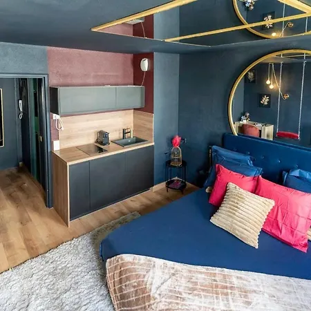 Apartment Le Beaulieu ~ ~ Balneo ~ Vin Petillant Nantes
